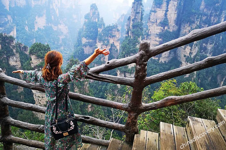 Chona from Philippines visited Tianzi Mountain, Zhangjiajie How to Plan a China Yangtze Tour