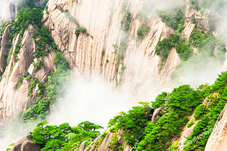 Poetic Clouds Sea on Mount Huang Clouds Sea on Mount Huang