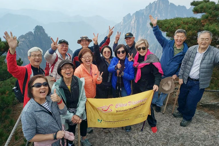 Our Customers Visited Yellow Mountain in October Travel Huangshan with China Discovery