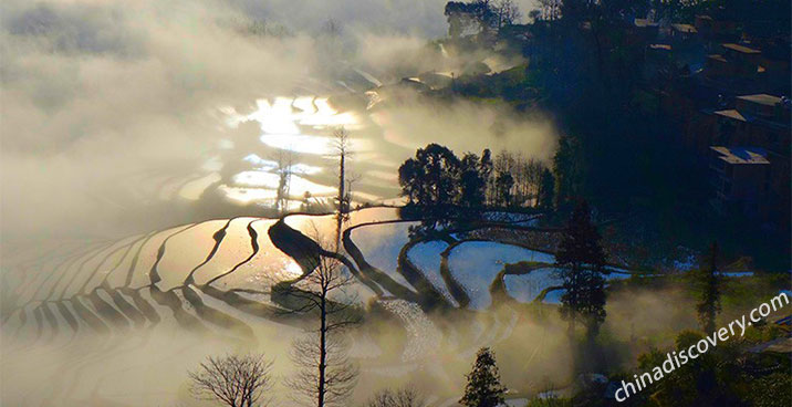 Duoyishi Rice Terraces of Yuanyang in December Duoyishi Rice Terraces of Yuanyang in December