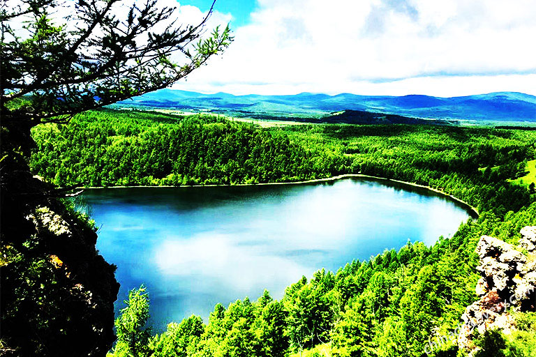Heavenly Tianchi Lake in Hulunbuir Hulunbuir Grassland