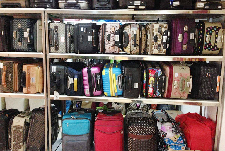 Well-packed Consigned Luggage Suitcases Consigned Luggage Suitcase