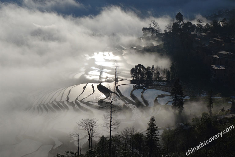 Duoyishi Rice Terraces of Yuanyang in December Duoyishi Rice Terraces of Yuanyang in December